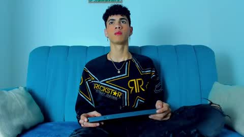  NeoRaptis  jhonatan  online show from March 6, 8:48 pm