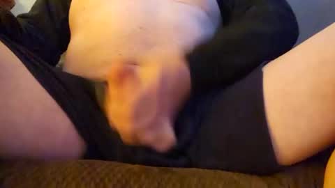 Snapshot of nepa420 chatting on December 17, 12:22 pm Versatile online show from December 17, 12:22 pm