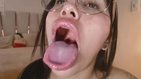 Helena    Every Friday new video for my fan club loves  online show from January 25, 8:53 pm