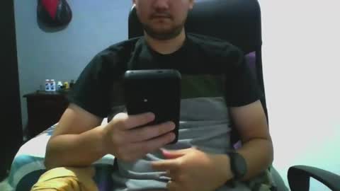 Snapshot of nerdxxx94 chatting on June 16, 4:04 am MrBull online show from June 16, 4:04 am
