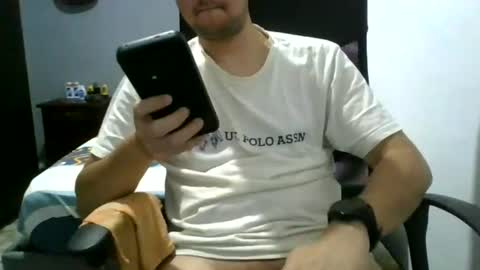 Snapshot of nerdxxx94 chatting on June 25, 5:12 am MrBull online show from June 25, 5:12 am