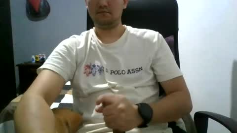 Snapshot of nerdxxx94 chatting on July 15, 4:07 am MrBull online show from July 15, 4:07 am