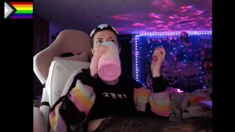 NerdySquirty online show from December 21, 6:31 am