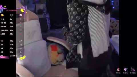 NerdySquirty online show from February 13, 4:19 am