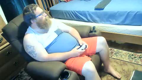 Snapshot of nerdychub4fun chatting on May 3, 2:23 pm nerdychub4fun online show from May 3, 2:23 pm