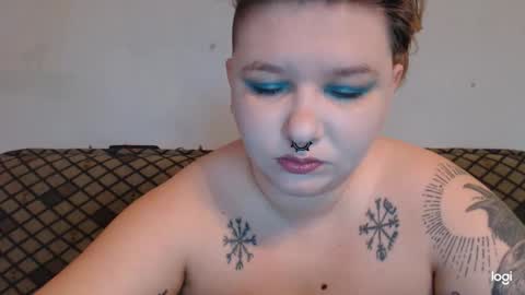 Snapshot of neriphine chatting on November 27, 10:50 am Neriphine online show from November 27, 10:50 am