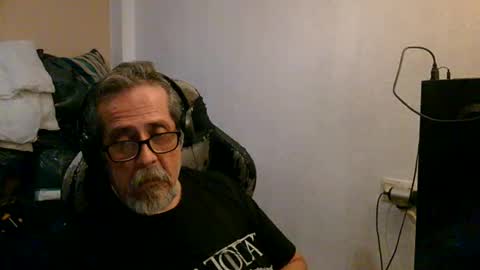 neron401 online show from April 15, 2:40 am