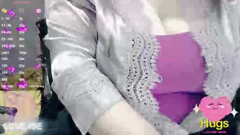 Snapshot of neslihan35 chatting on February 21, 11:50 pm neslihan online show from February 21, 11:50 pm