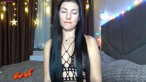 Snapshot of nessystar chatting on February 6, 4:10 pm Nessy online show from February 6, 4:10 pm