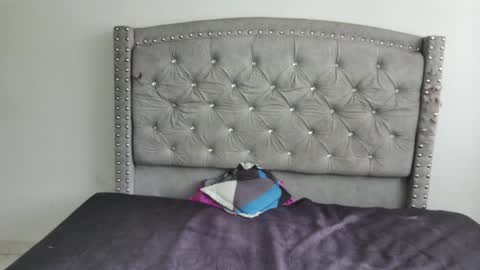 nesuko_kamado online show from January 15, 5:05 pm