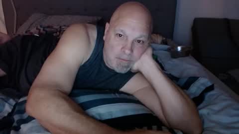 nethggoes85 online show from November 17, 3:01 am