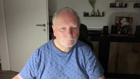 nettermann1968 online show from October 23, 4:34 am