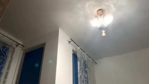 Mark online show from April 15, 6:48 pm