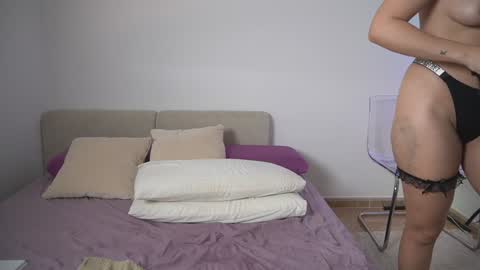 new dee online show from November 29, 6:16 am