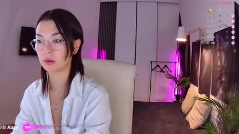 Snapshot of new_meow chatting on September 28, 6:30 am Alice online show from September 28, 6:30 am