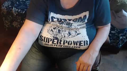 Lilly  online show from February 3, 11:20 am