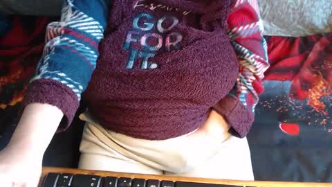 Lilly  online show from February 4, 6:52 am