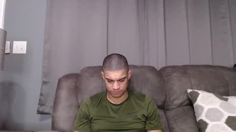 Snapshot of new_york_guy518 chatting on December 15, 11:31 pm Jordan   online show from December 15, 11:31 pm