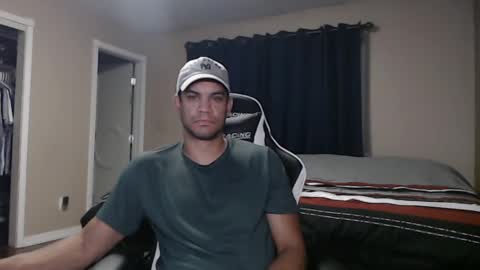 Snapshot of new_york_guy518 chatting on September 10, 2:22 am Jordan   online show from September 10, 2:22 am