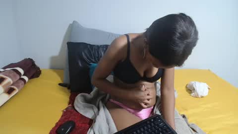 newbootyxx online show from July 13, 6:22 pm