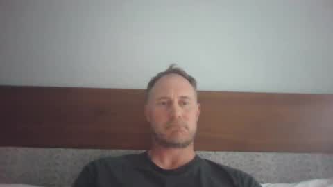 Snapshot of newportman1030 chatting on February 12, 11:30 pm amandandhisgirl online show from February 12, 11:30 pm