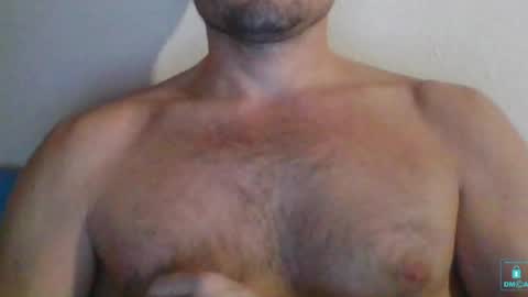 Snapshot of newtyguy90 chatting on December 23, 10:12 pm newtyguy90 online show from December 23, 10:12 pm