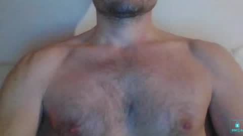 Snapshot of newtyguy90 chatting on February 27, 7:12 am newtyguy90 online show from February 27, 7:12 am