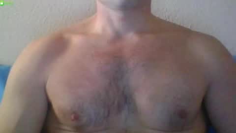 Snapshot of newtyguy90 chatting on February 8, 10:40 am newtyguy90 online show from February 8, 10:40 am