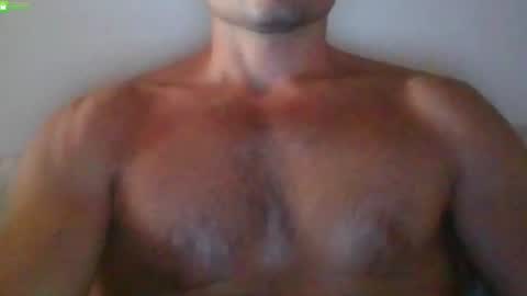 Snapshot of newtyguy90 chatting on July 8, 6:07 am newtyguy90 online show from July 8, 6:07 am