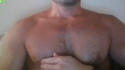 Snapshot of newtyguy90 chatting on July 9, 1:59 pm newtyguy90 online show from July 9, 1:59 pm