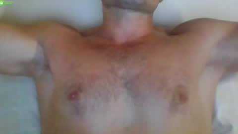 Snapshot of newtyguy90 chatting on July 23, 5:38 am newtyguy90 online show from July 23, 5:38 am