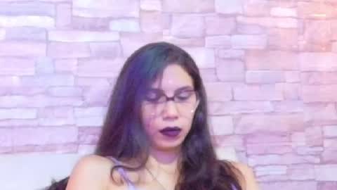 nextdoor_fantasy online show from May 21, 10:06 pm