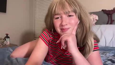 Lauren online show from March 16, 1:22 am