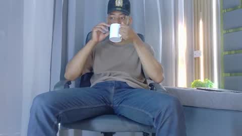 Snapshot of neytanmalcon chatting on February 20, 6:41 pm neytanmalcon online show from February 20, 6:41 pm