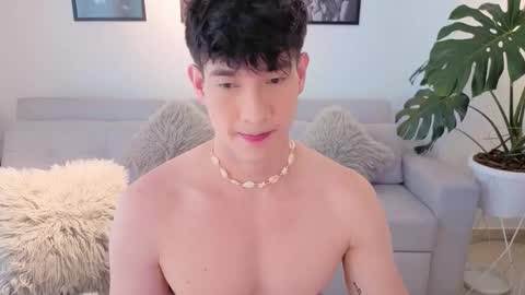 Snapshot of neythan__blaze chatting on January 15, 5:05 pm online show from January 15, 5:05 pm