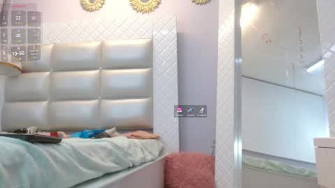 Snapshot of nezzukoo chatting on April 25, 12:19 pm nezzukoo online show from April 25, 12:19 pm
