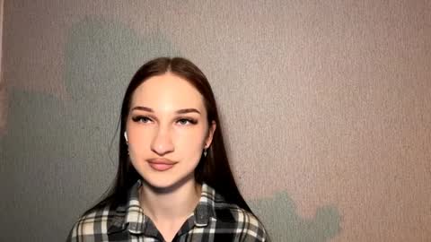 Snapshot of nganlyerly chatting on April 8, 5:46 pm Kate Ng online show from April 8, 5:46 pm