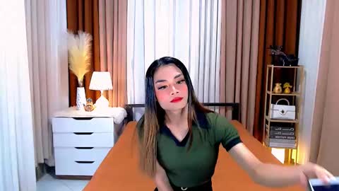 hottie nicole online show from January 14, 6:24 am