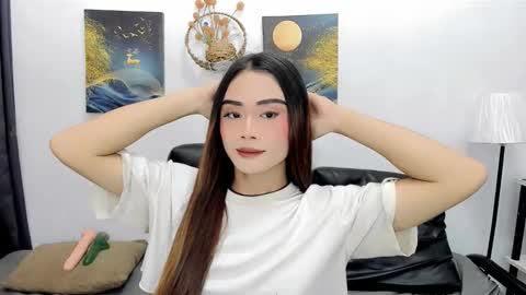 nhics and hades online show from November 19, 12:54 am