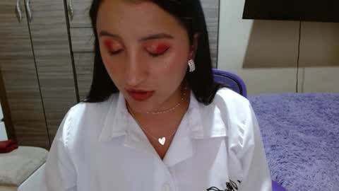 Snapshot of nia_cop chatting on January 1, 2:30 am Dani online show from January 1, 2:30 am