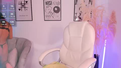 Nia online show from September 17, 12:51 pm