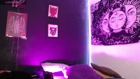  niakat  online show from September 18, 8:44 pm