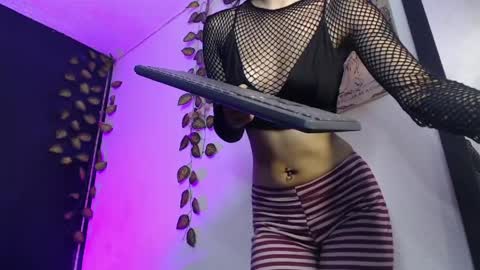  niakat  online show from April 5, 1:47 am