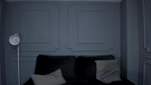 Call me Nia  online show from March 10, 7:18 pm