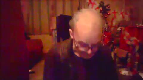Snapshot of nice6body chatting on December 2, 2:20 am nice6body online show from December 2, 2:20 am