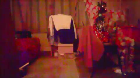 Snapshot of nice6body chatting on December 22, 1:01 am nice6body online show from December 22, 1:01 am