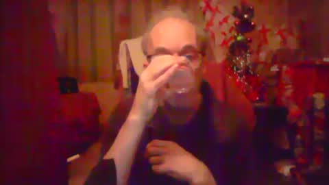 Snapshot of nice6body chatting on December 29, 2:06 am nice6body online show from December 29, 2:06 am