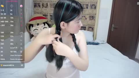 Belle online show from February 7, 8:10 pm