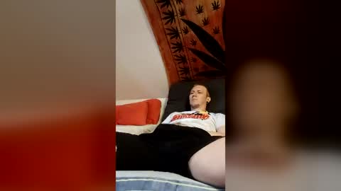 nice_big_dick88 online show from August 6, 9:00 am