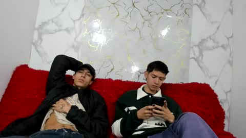 Snapshot of nice_boys11 chatting on June 15, 1:24 pm nice_boys11 online show from June 15, 1:24 pm